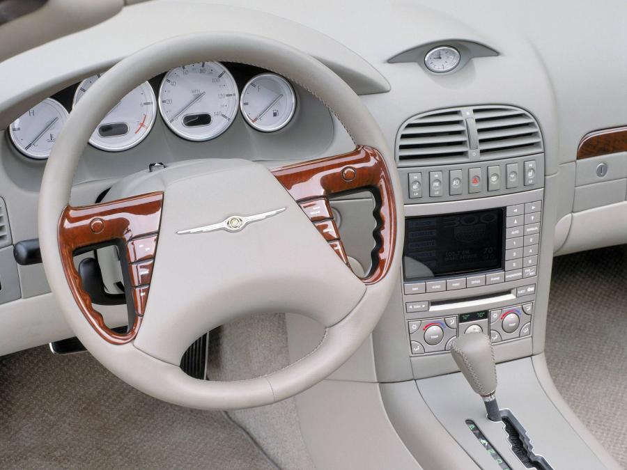  Chrysler 300C Hemi Convertible Concept 2000 года  (фото 19 из 20)
